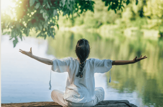 Acompanhamento psicológico presencial Curitiba e on-line, buscando autoconhecimento, contato com as emoções.